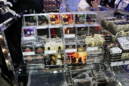 画像ギャラリー No.021のサムネイル画像 / 「SEGA STORE TOKYO」オープニングセレモニーをレポート。店舗限定アイテムも含め多彩なラインナップに注目だ