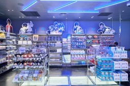 画像ギャラリー No.035のサムネイル画像 / 「SEGA STORE TOKYO」オープニングセレモニーをレポート。店舗限定アイテムも含め多彩なラインナップに注目だ