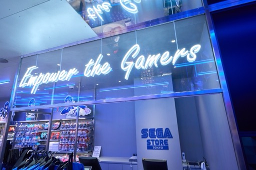 画像ギャラリー No.039のサムネイル画像 / 「SEGA STORE TOKYO」オープニングセレモニーをレポート。店舗限定アイテムも含め多彩なラインナップに注目だ