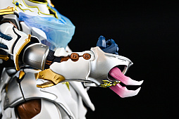 画像ギャラリー No.019のサムネイル画像 / ［レビュー］「METAL BUILD DRAGON SCALE サーバイン（白き秘宝）」ファンタジックで生体感のあるディテールが，唯一無二の存在感