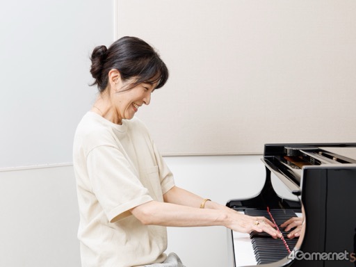 ���������꡼ No.004�Υ���ͥ������ / �Υ��󥿥ӥ塼�ϲ��ڳ�ư�Ƴ������Ƥ�����Ф�����ʲȡ�������������ۤ�