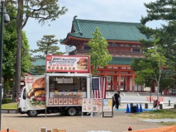 画像ギャラリー No.007のサムネイル画像 / インディーゲームイベント「BitSummit the 13th」,フード・物販エリア情報を公開。PS5などの景品が当たるスタンプラリー企画も開催へ