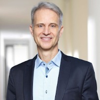 ꡼ No.014Υͥ / Υ󥿥ӥ塼ϲǹȤʤ35ͤԿϿgamescom 2025Υ।٥Ȥ٤뱿άȤ