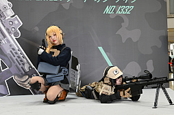 ���������꡼ No.051�Υ���ͥ������ / �֥��ߥå��ޡ����å�107�ץ�ݡ���NIKKE�פ�֥��ƥ饽��ס֥֥饦�������2�פʤɤΥ֡����Ǹ��������ץ쥤�䡼�򻣱Ƥ��Ƥ���