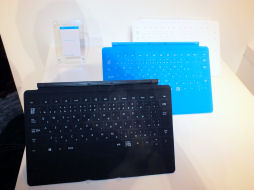 MicrosoftWindows 8 Proܥ֥åȡSurface Proפ67ȯ䡣Surface RTȤΰ㤤̿ǥå