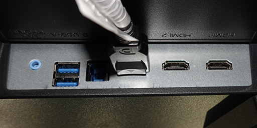 画像ギャラリー No.015のサムネイル画像 / 日本販売も視野に入れたASRockのゲーマー向け有機ELディスプレイは価格対スペック比に優れる