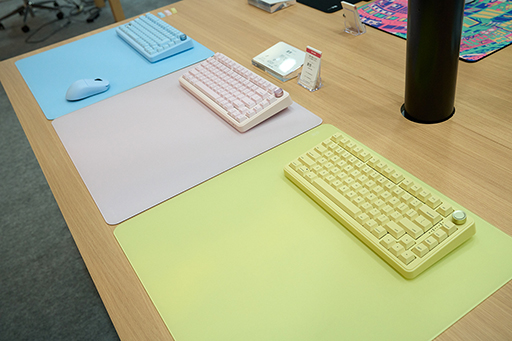 ꡼ No.009Υͥ / ˭٤ʳĥܥPCѥåɡGENESISפAndGAMER֡ŸȯͽͭELǥץ쥤TGS2025