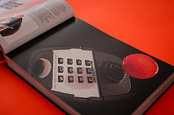 ꡼ No.004Υͥ / źΥȥ200ʾ夲Ҥ1117ȯ䡣FCǿJoy-Conޤ500ʾμ̿ǾҲ