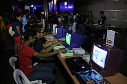 ���������꡼ No.030�Υ���ͥ������ / ���󥬥ݡ���ǳ��Ť��줿��GameStart�פȤϡ��ɤ�ʴ����Υ����।�٥�ȤʤΤ����ط��Ԥˤ����������ä�ʹ����