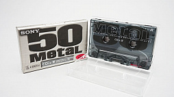 ���������꡼ No.013�Υ���ͥ������ / ��serial experiments lain�פ�20��ǯ��ǰ�������ץ����åդ˥������Ǥ�ץ쥤���Ƥ��ä�������ϡ�ï����Ŭ���˺�ä���ס�