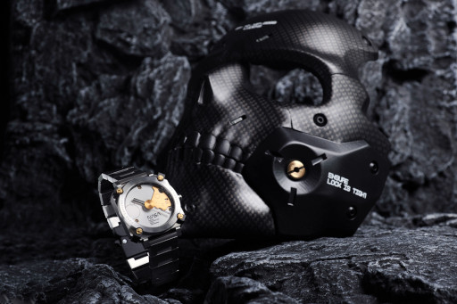 画像集 No.001のサムネイル画像 / コジマプロダクションとNASAのコラボ腕時計「SPACE LUDENS」9月27日に発売。限定100個のRare Editionには“ルーデンスマスク”が付属