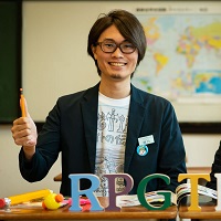 ���������꡼ No.049�Υ���ͥ������ / ������ȳ���165�ͤ�2022ǯ�򿶤��֤ꡤ��ǯ�ؤ�������롣ǯ������Υ����Ƚ����