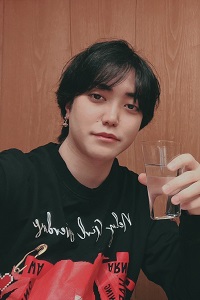 ���������꡼ No.512�Υ���ͥ������ / ������ȳ���165�ͤ�2022ǯ�򿶤��֤ꡤ��ǯ�ؤ�������롣ǯ������Υ����Ƚ����