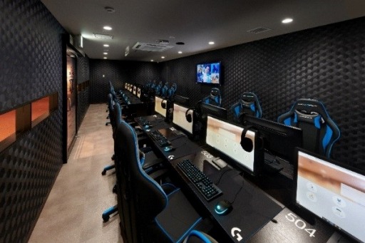 ���������꡼ No.005�Υ���ͥ������ / �����¿e���ݡ��ĥ��ե�����̤ˡ���eSPORTSCAFE AIM ���Ź��2��13���˥����ץ�