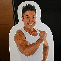 ���������꡼ No.108�Υ���ͥ������ / �־����ν�����NIKKE�פ�֥���̼ �ץ�ƥ��������ӡ��פΥ��å��⡣����72��ץ饤���ե����ץե��ȥ�ݡ���