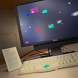 ���������꡼ No.006�Υ���ͥ������ / ��Supercade�ץ�ޥ������Ǥ˴ؤ���Kickstarter�����ڡ���Ÿ���档���Ǥ�¿�Ѥ����ӥǥ�������ˤν��Ҥ���������䤫�ˤ�ߤ�����