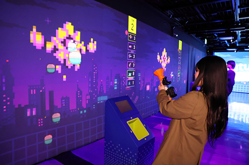 画像ギャラリー No.003のサムネイル画像 / 銀座の街に,未来のゲームセンターが出現。KDDI,社会課題を学べる体験型ゲームイベントをGINZA 456で3月20日から開催