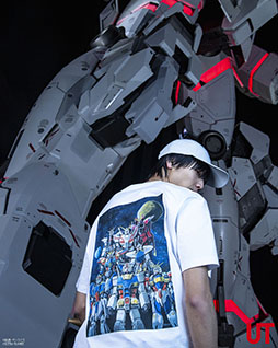 ���������꡼ No.001�Υ���ͥ������ / �ֵ�ư��Υ������ץ��꡼����45��ǯ��ǰ����T����ĥ��쥯�����UT���4��14����ȯ�䡣AR�����������缡�»�