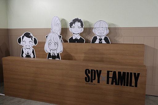 画像ギャラリー No.013のサムネイル画像 / 「少年ジャンプ+展」が東京・天王洲にて開催中。数々の人気作品を輩出しているマンガ誌アプリの10年を堪能できた内覧会をレポート