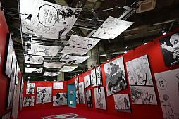 画像ギャラリー No.040のサムネイル画像 / 「少年ジャンプ+展」が東京・天王洲にて開催中。数々の人気作品を輩出しているマンガ誌アプリの10年を堪能できた内覧会をレポート