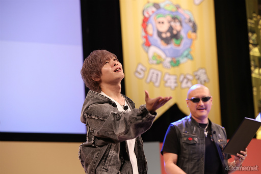 画像ギャラリー No.005のサムネイル画像 / 「わしゃがなTV」5周年公演「あつまれ!わしらんち」昼公演レポート。十代美少女たちとゲーム対戦&サイコロトークで大盛り上がり