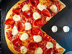 �֥ѥå��ޥ�פ�ơ��ޤȤ��������ܤ�������ꥫ�ν��ǼҤ����о졣�ѥå��ޥ󷿤Υڥѥ��˥ѥ��ʤɡ�60����Υ쥷�Ԥ�Ǻ�