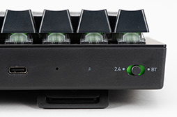 画像集#016のサムネイル/【PR】Razerのミニキーボード「BlackWidow V3 Mini」を試す。ワイヤレスでもUSBでも使える便利さが魅力だ