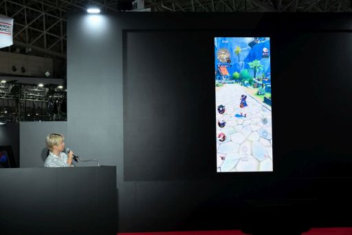 画像ギャラリー No.002のサムネイル画像 / コロプラ新作「クイズアクションRPG ウィズジェネレーション」の実機プレイがお披露目に。ステージの様子をレポート［TGS2026］