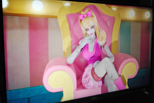 画像ギャラリー No.015のサムネイル画像 / チェーンソー持ちのチアリーダーと，首だけボーイフレンドが帰ってきた。「LOLLIPOP CHAINSAW 2 Back2Back」を世界初体験［TGS2026］