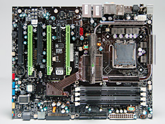 #002Υͥ/nForce 790i Ultra SLIåץåȤбEPP 2.0ESAβͤϡ