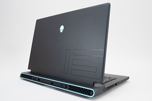 画像集#012のサムネイル/【PR】DellのノートPC「Alienware m15 R7」は，デスクトップPC並みの性能を詰め込んだハイエンドなゲームPCだ
