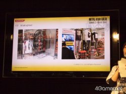 画像ギャラリー No.010のサムネイル画像 / 小島秀夫監督が世界を回る！　「メタルギア」シリーズ最新作の発売を記念してスタートした「METAL GEAR SOLID PEACE WALKER WORLD TOUR 2010」初日の模様をレポート