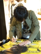 画像ギャラリー No.015のサムネイル画像 / 小島秀夫監督が世界を回る！　「メタルギア」シリーズ最新作の発売を記念してスタートした「METAL GEAR SOLID PEACE WALKER WORLD TOUR 2010」初日の模様をレポート