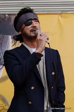 画像ギャラリー No.022のサムネイル画像 / 小島秀夫監督が世界を回る！　「メタルギア」シリーズ最新作の発売を記念してスタートした「METAL GEAR SOLID PEACE WALKER WORLD TOUR 2010」初日の模様をレポート