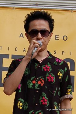 画像ギャラリー No.023のサムネイル画像 / 小島秀夫監督が世界を回る！　「メタルギア」シリーズ最新作の発売を記念してスタートした「METAL GEAR SOLID PEACE WALKER WORLD TOUR 2010」初日の模様をレポート