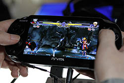 E3 2011PS VitaѡBLAZBLUE CONTINUUM SHIFT II PLUSʲˡפΥǥǤE3θץ쥤ʼʳƮ򤤤ĤǤɤǤ