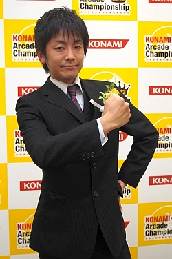 #045Υͥ/KONAMIΥɥȥԥϻڤ˽롣KONAMI Arcade Championship 2012 ɥեʡ޽˲ץݡ