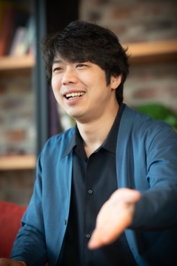 画像ギャラリー No.005のサムネイル画像 / ［インタビュー］『オケカツ！』全公演の指揮者・水戸博之氏が語る，「アイカツ！シリーズ」楽曲の魅力とコロナ禍の記憶