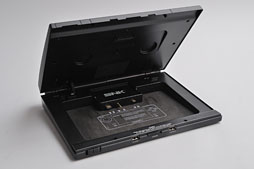 画像ギャラリー No.027のサムネイル画像 / ネオジオを現代に蘇らせる「NEOGEO X」は買いか。使い勝手からその正体まで徹底解剖