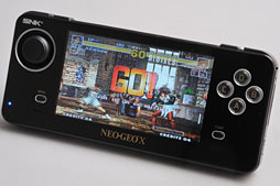画像ギャラリー No.049のサムネイル画像 / ネオジオを現代に蘇らせる「NEOGEO X」は買いか。使い勝手からその正体まで徹底解剖