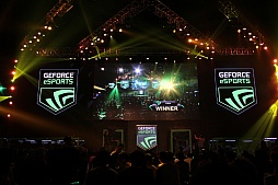 2013 GeForce eSportsפͤݡȡNVIDIAǮդΥץ쥤䡼ä
