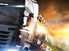 ��Euro Truck Simulator 2�פʤɤ�꤬����������Υǥ٥��å�SCS Software�������ܸ���SNS��������Ȥ��ߡ����ܤΥȥ�å�ʸ���ؤλפ���������