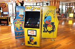 PAC-MAN GINZA STYLEפ»ۤǥȡ120ʾΡ֥ѥåޥץå䡤ŤʥɥबƵ٤ߤζ¤罸