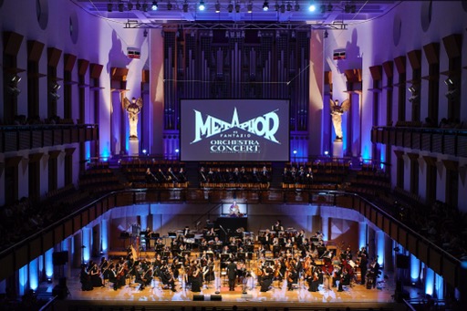 画像ギャラリー No.001のサムネイル画像 / この世に初めて生まれた魔法は音楽なのよ。一度聞いたら忘れられない楽曲の数々が演奏された「メタファー:リファンタジオ オーケストラコンサート」