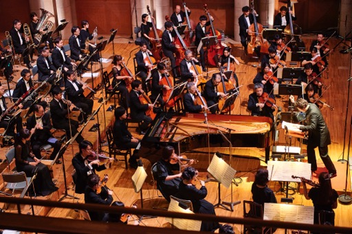 画像ギャラリー No.002のサムネイル画像 / この世に初めて生まれた魔法は音楽なのよ。一度聞いたら忘れられない楽曲の数々が演奏された「メタファー:リファンタジオ オーケストラコンサート」