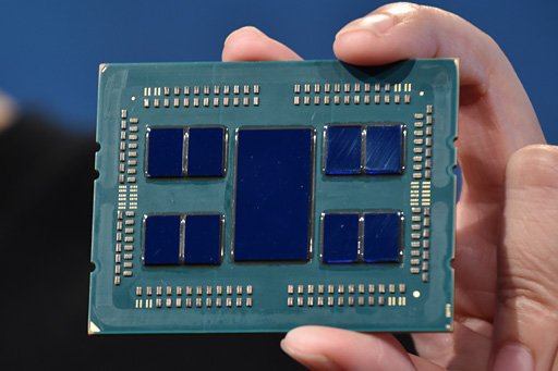 画像集 No.002のサムネイル画像 / AMD，最大64コア128スレッド対応のサーバー向けCPU「EPYC 7002」を発表。Ryzen 3000と同じZen 2コアを採用