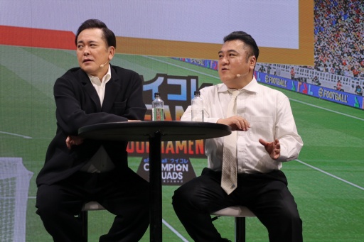 画像ギャラリー No.005のサムネイル画像 / 「ウイコレ」公式リアルイベント「ウイコレ FAN TOURNAMENT」開催。発案者の有田哲平さん,山崎弘也さんがどハマり具合を語る