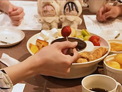 �Υ��󥿥ӥ塼�ϴŤ����祳�졼�Ȥι�����ޤ��!?���֤��󥹥������ץ�������ǥ��������Τ��줫��򥭥㥹�Ȥ����