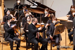 画像集 No.014のサムネイル画像 / 「『聖剣伝説』30th Anniversary Orchestra Concert」レポート。ホール内の空気を震わせる生の音楽が，聴衆を魅了した