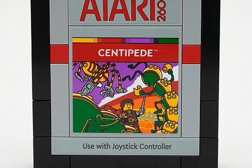 画像集 No.018のサムネイル画像 / Hiro師匠とレゴブロック「Atari 2600」を組み立てよう！ せっかくだから任天堂のアレも持ってきたよ（「買い物Surfer」第10回）